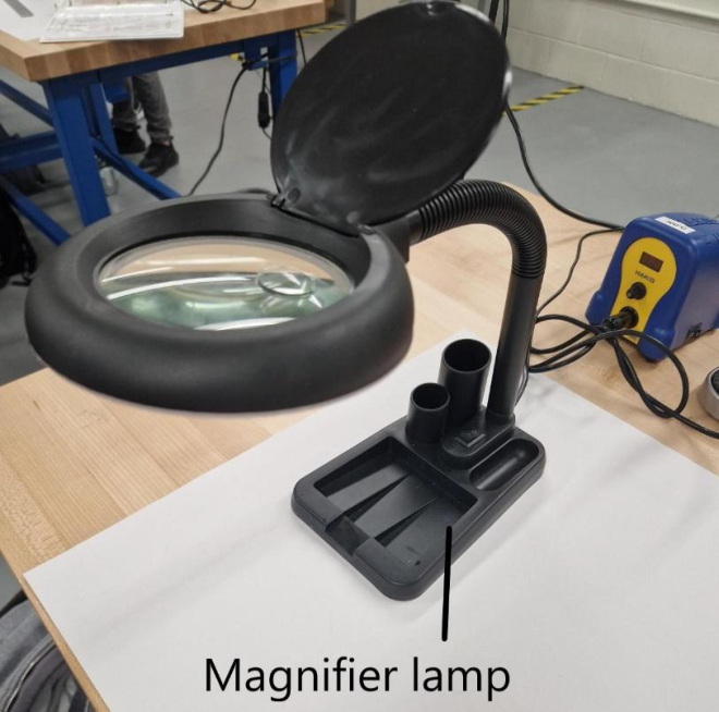 Magnifier lamp