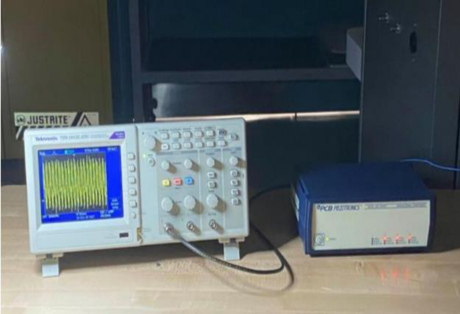 Digital Oscilloscope and Sweep Sine Generator