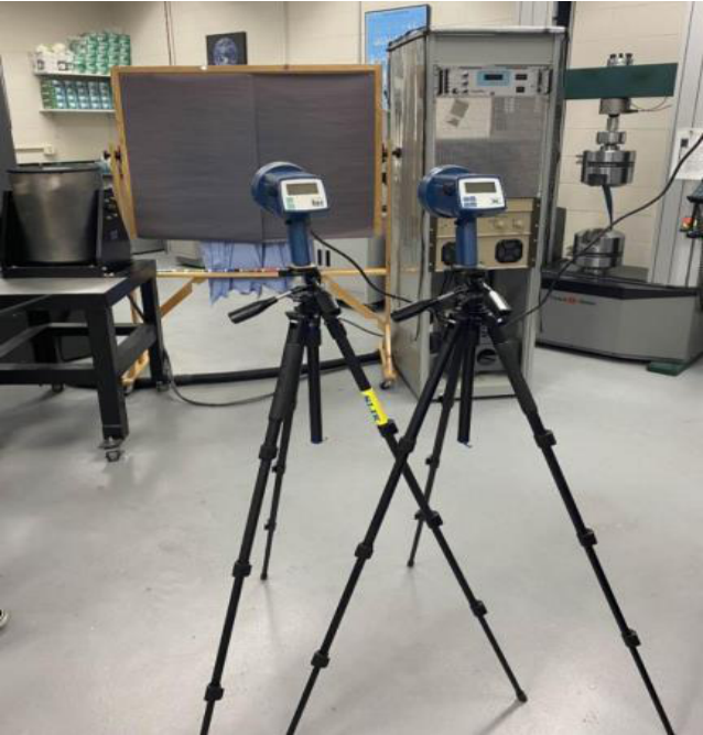 Digital stroboscope, ICP accelerometer, and signal conditioner for node visualization